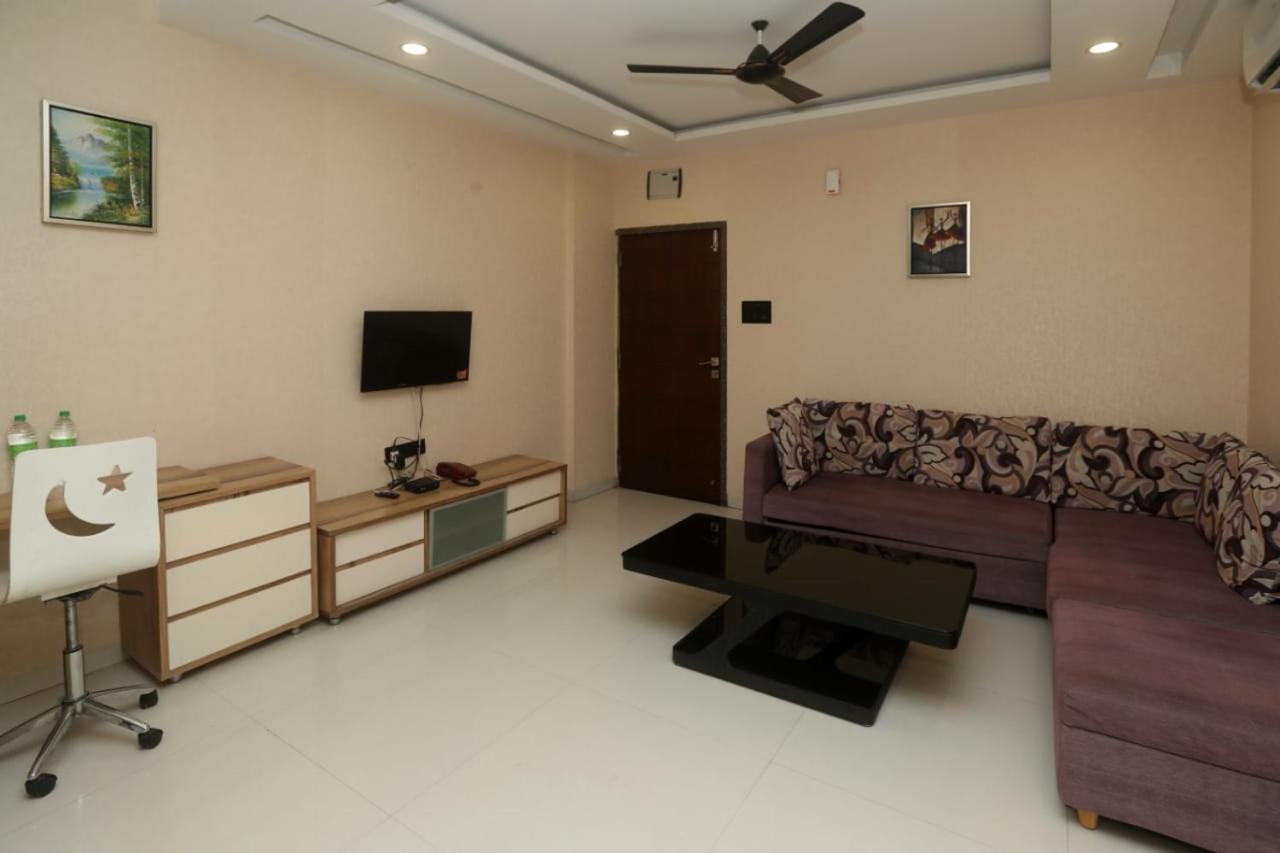 Stay10 Luxury Service Apartment Indore Exterior photo