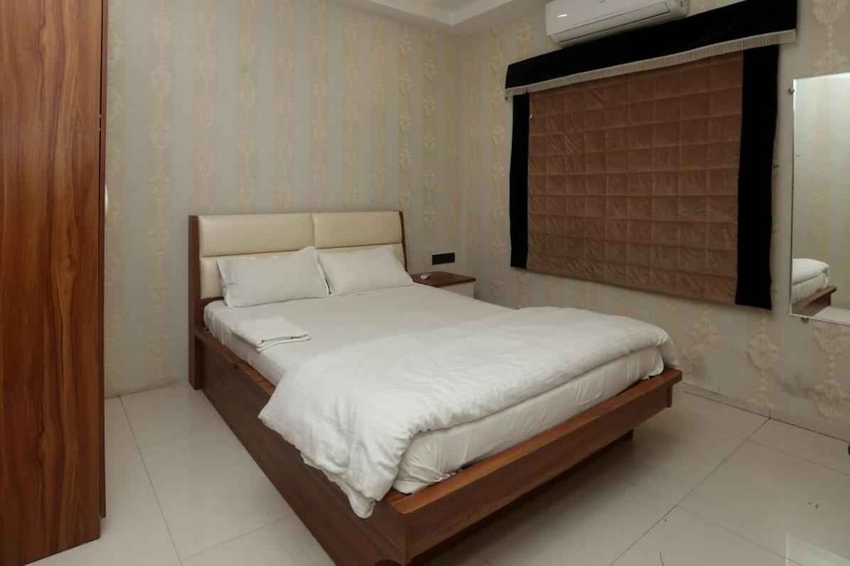 Stay10 Luxury Service Apartment Indore Exterior photo